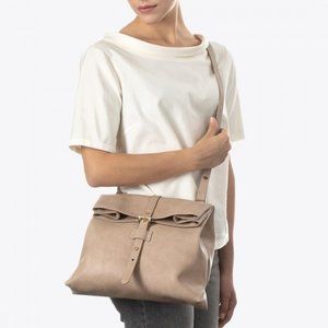 Vegan Cross-body bag by Italian brand Miomojo